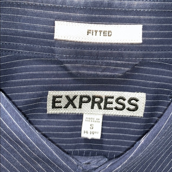 Express button down - Picture 3 of 4